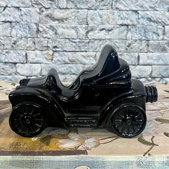 Avon Vintage 5oz. Aftershave Decanter Glass Car Shape Novelty Item - Picture 1 of 6